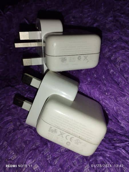 Apple 10w USB Power Adapter 4