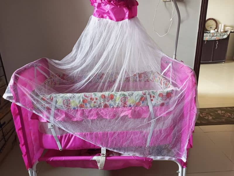 Baby swing urgently for sale 2