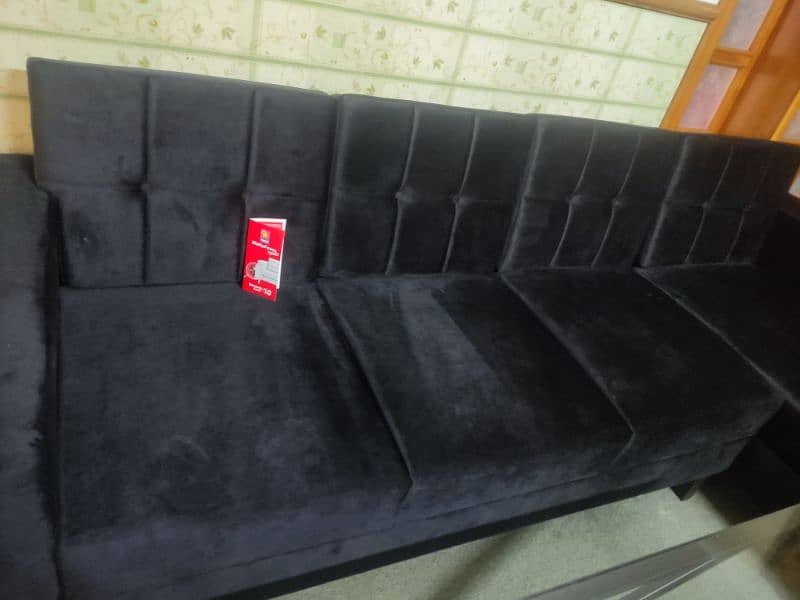 Urgent sale 5 seater L shaped sofa 1