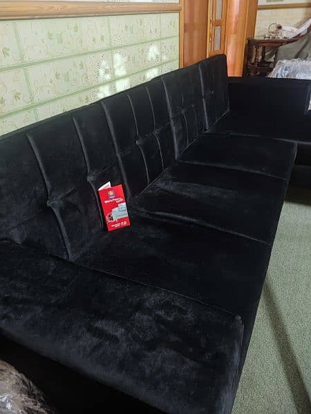 Urgent sale 5 seater L shaped sofa 4