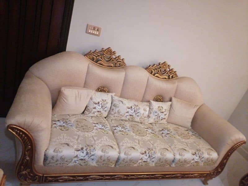taj Sofa Set for Sale 5