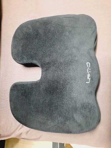 Jelly Cushion and Backcare Memory foam 2