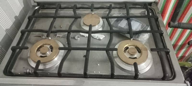 Electrolux Gas oven and stove 4