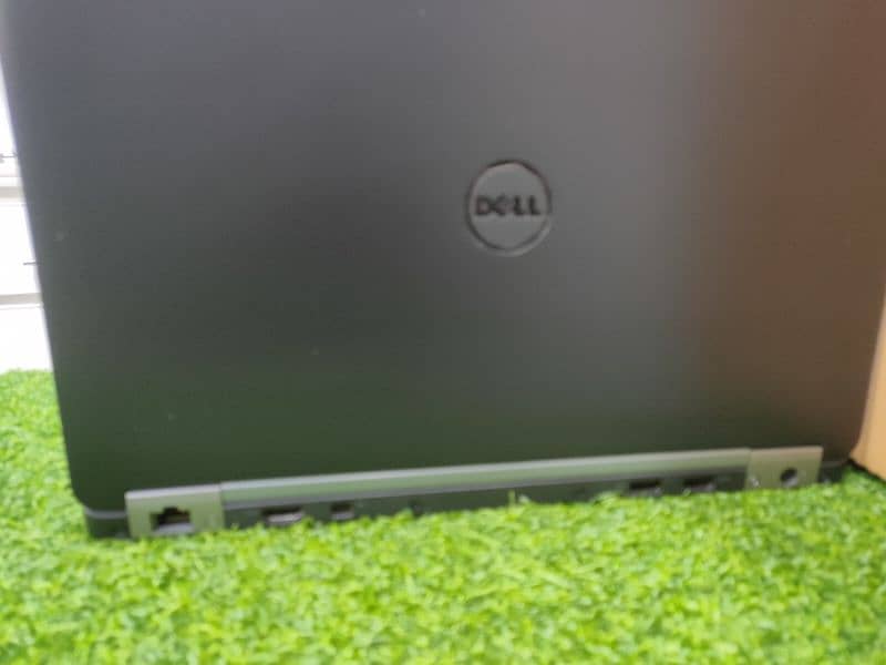 Dell laptop Ultrabook professional series 7