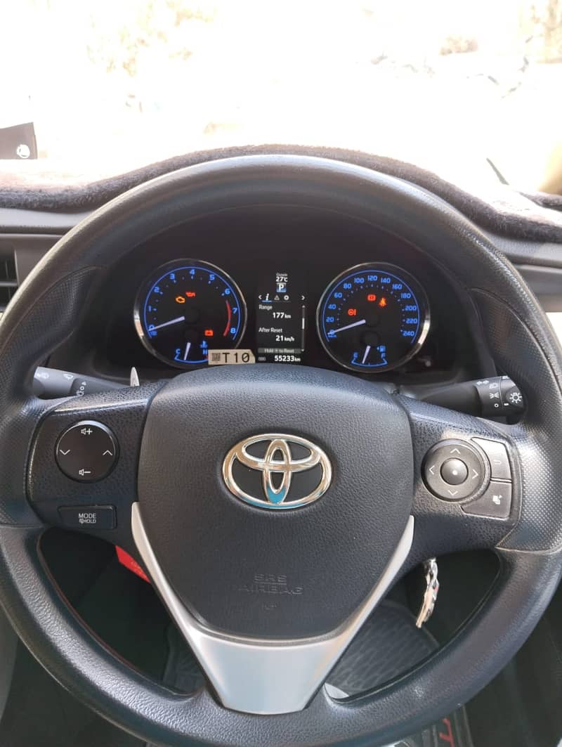 Toyota Corolla Altis 1.6 3