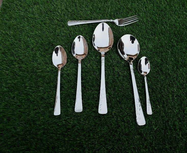Handmade Spoon and Fork Cutlery Set – 29 Pieces of Stainless Steel 3