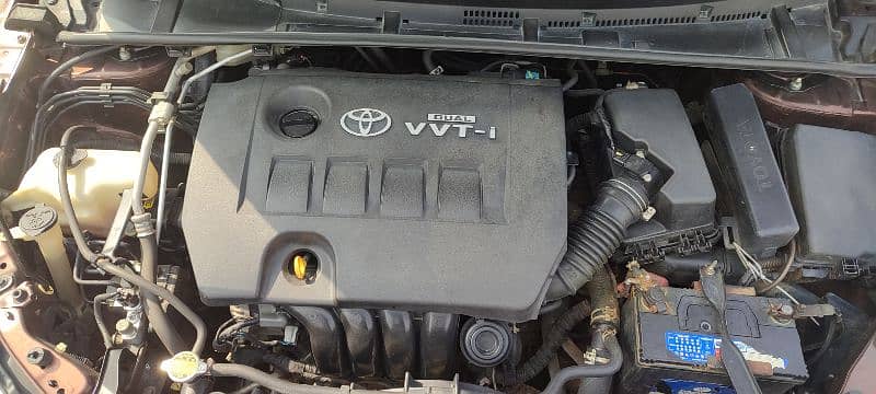 Toyota Altis Grande Sunroof CVTI 1.8 (Full Options) 12
