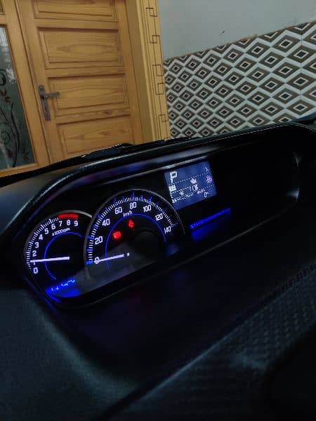 Suzuki Wagon R Hybrid 2018/22 12
