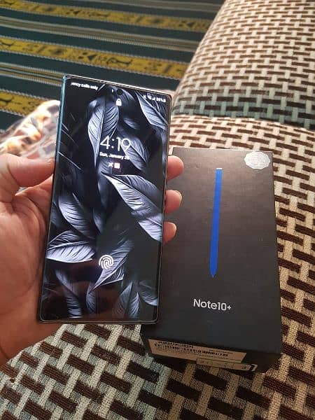 Samsung Galaxy Note10+ with Box 2