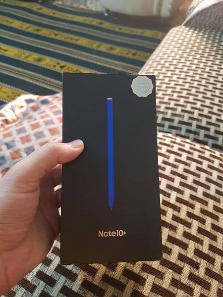 Samsung Galaxy Note10+ with Box 5