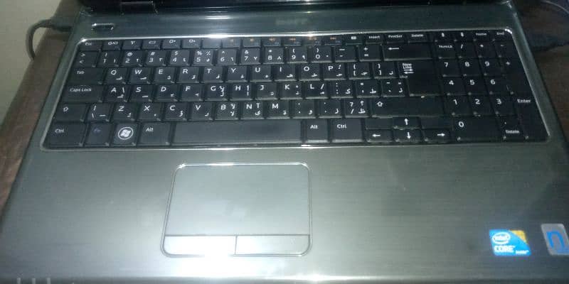 laptop for sale Dell less used with extreme care. 2