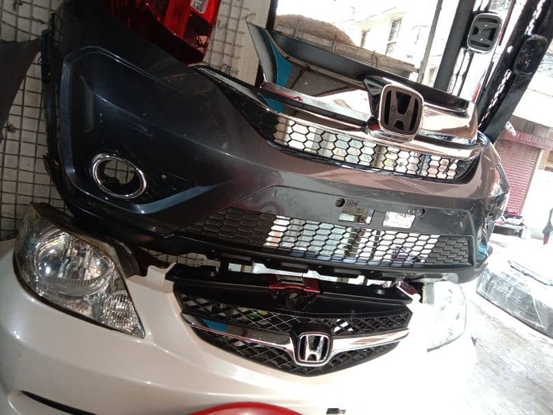 Honda civic city Brv vezel All parts Avilebal 2