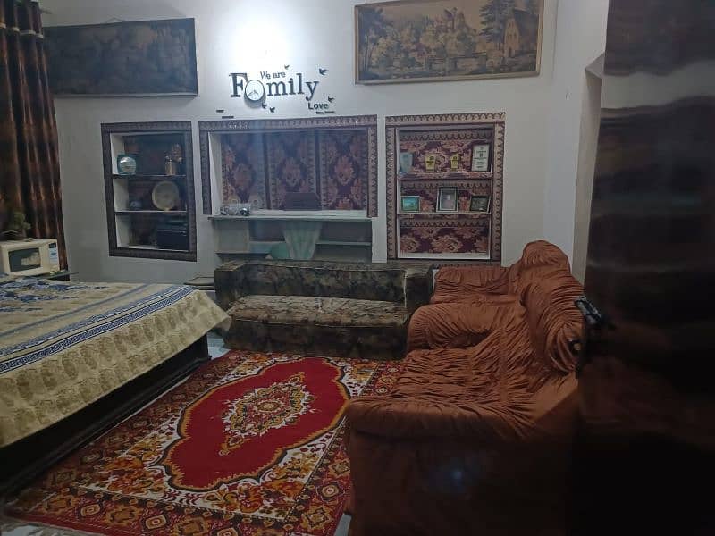 house for sale in the heart of Lahore Canal Park Main Market gulberg 2 0