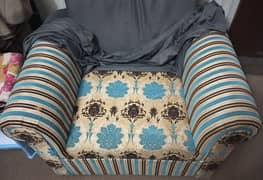 Signle 2 seater sofa almost new 0