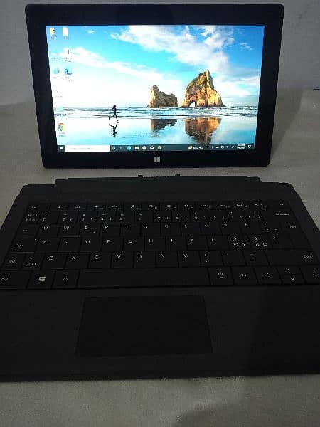 Surface Pro i5 3rd Generation for Sale 4