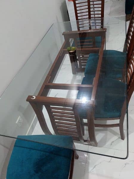 Dining Table with 4 Velvet Chairs 4