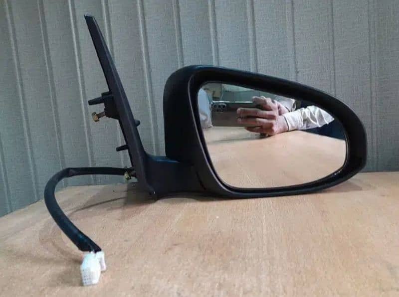 Side Mirror 0