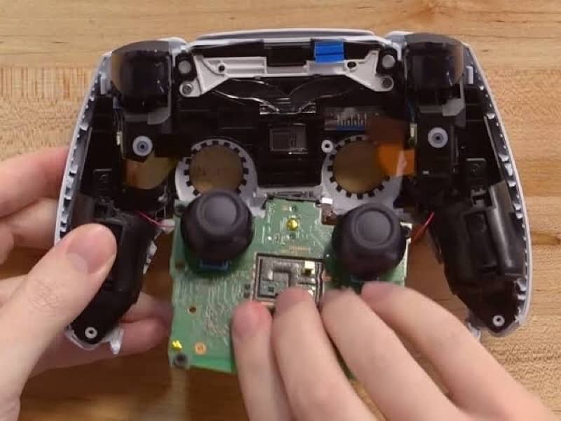Ps4/Ps5 service and controller repair 4