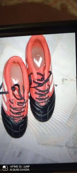 Addidas football original shoes in a good condition 0