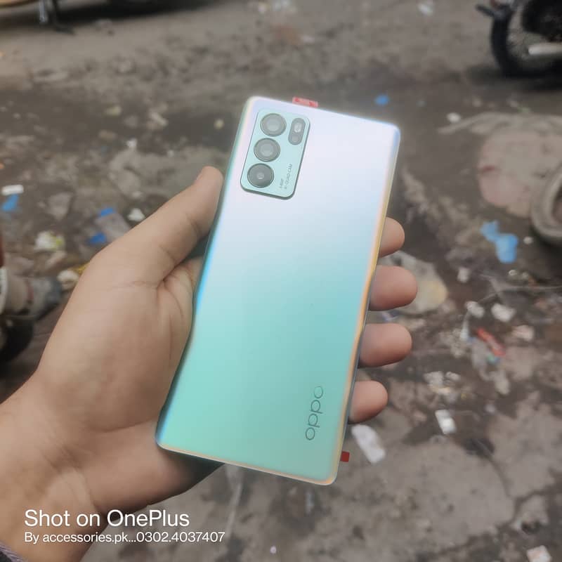 Oppo reno 6 pro and reno 5 pro back glass replacement available. 5