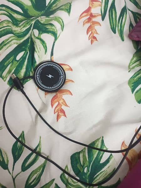 sony xz3 4/64 urgent with 2 wireless charger 5