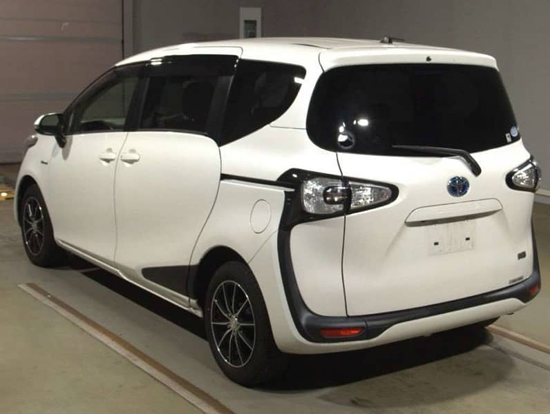 Toyota Sienta G (hybrid) 2018 for sale 3