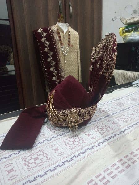 groom sharwani 36 size, cullah, necklace, khusay, shawal 1