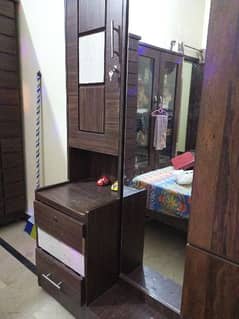 dressing table for sale urgent