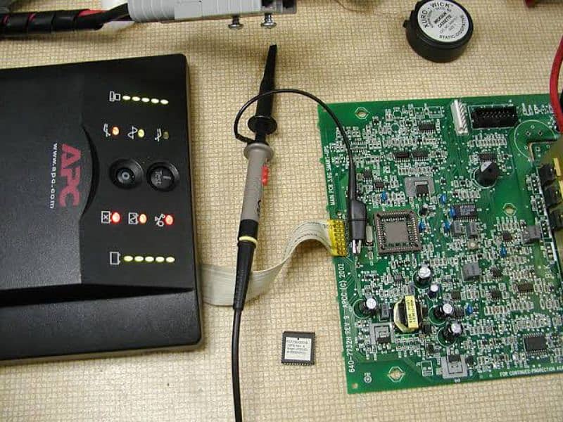 Apc Ups Repairing or Software krwany k liye rabta krain. 0
