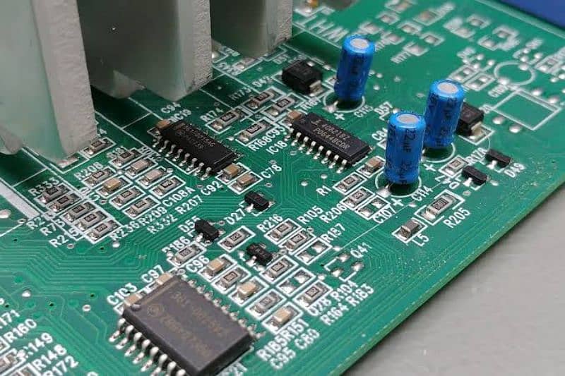 Apc Ups Repairing or Software krwany k liye rabta krain. 1