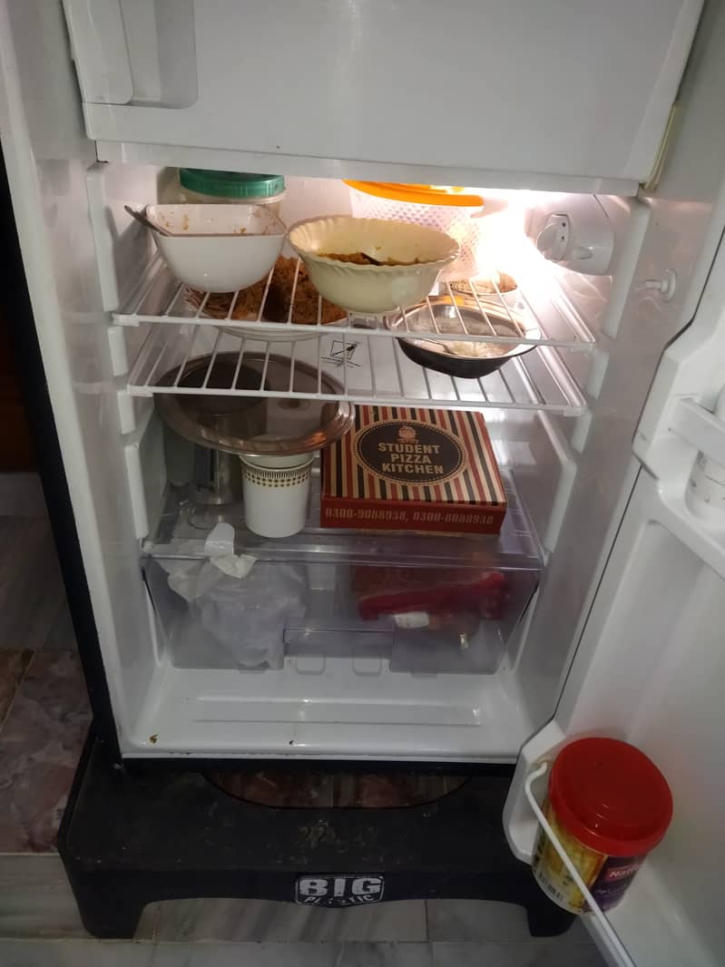 Small size Room Fridge 3