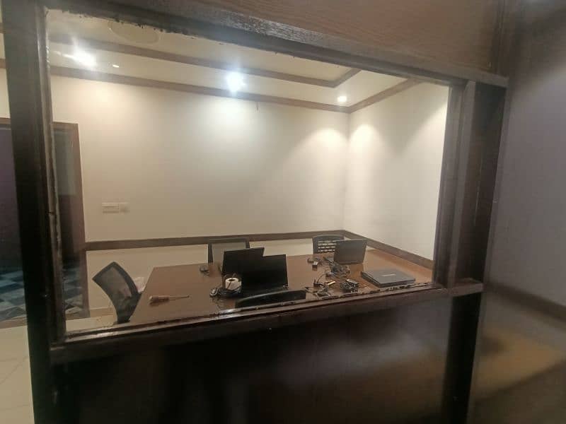 Fully Furnished office available for rent Gulberg 4
