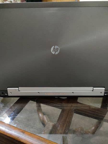 HP ELITE BOOK 8570w 1