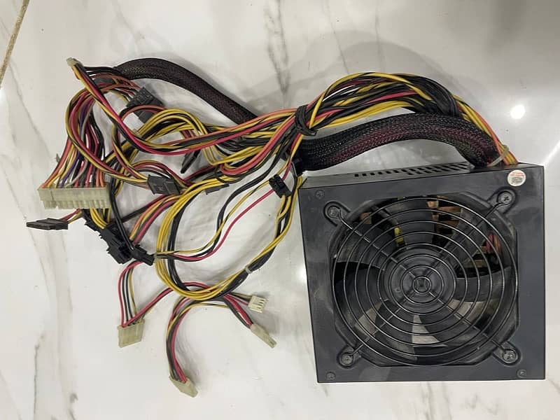 Cooler Master 600w power supply Excellent Condition 4