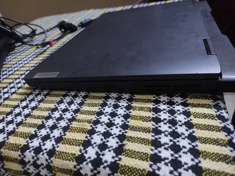 Gaming Laptop Lenovo i7 12700h RTX 3060 6g ram 32g 1080p 165hz 10/10 8