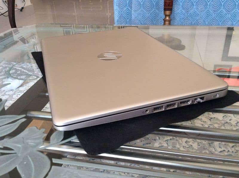 HP Laptop core i3 7 gen processor 4