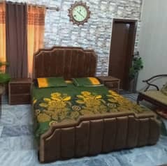 queen size poshsh bed with side tables, 2 month used , condition 9/10