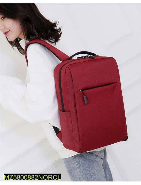 •  Material: Nylon
•  Product Type: Travel Bag
• 1