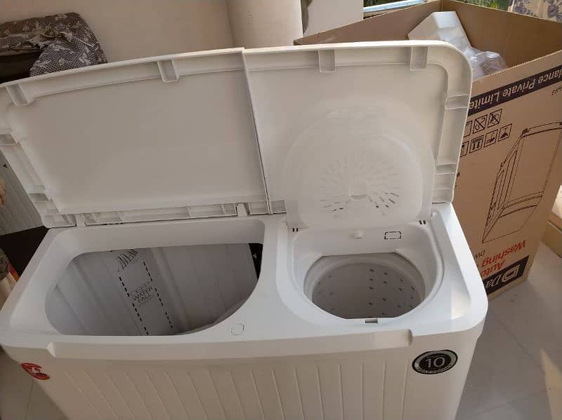 DAWLANCE Twin Tub Washing Machine For Sale In Excellent Condition 6