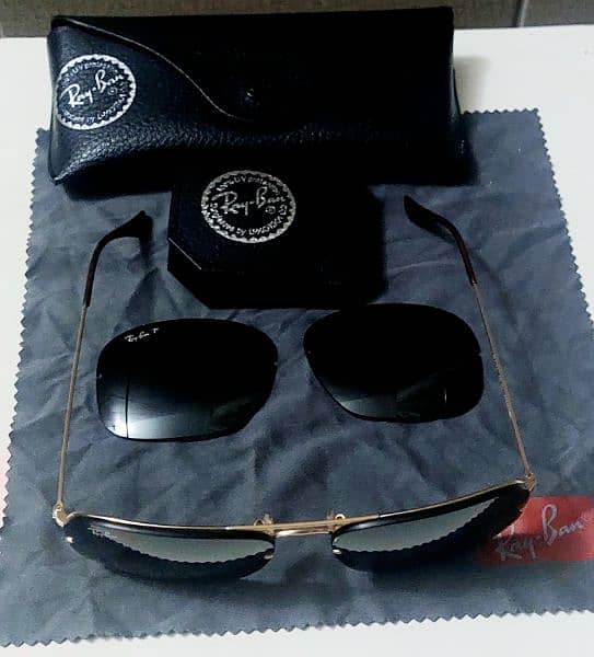RayBan Retro Sunglasses with 2 sets of changeable lenses 1