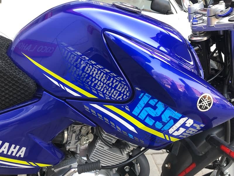 Yamaha YBR G 2022 125cc 8