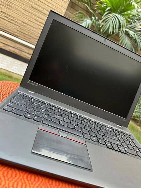 i5 15 inch Lenovo laptop Thinkpad 8gb ram 138 ssd 8
