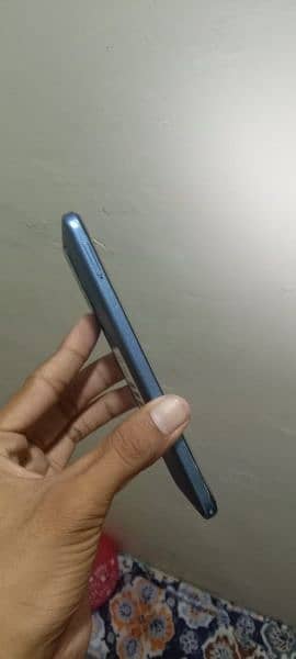 Redmi Note 11 (12+128) 4