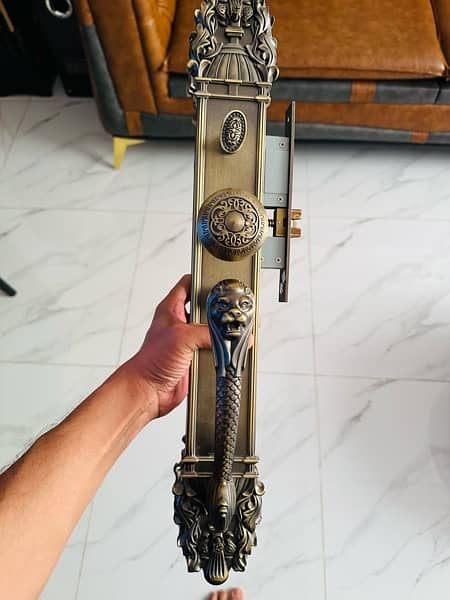 LUXURY LION DOOR HANDLE FOR SALE 2