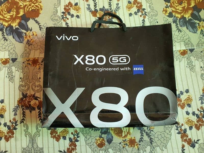 Vivo X80 5G Zeiss Camera Phone 20Gb Ram 256GB Storage 18