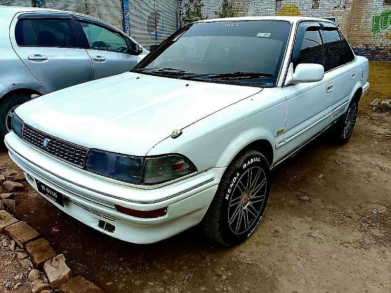 Toyota Corolla 1988/1999 In Outclass Condition. . . 8