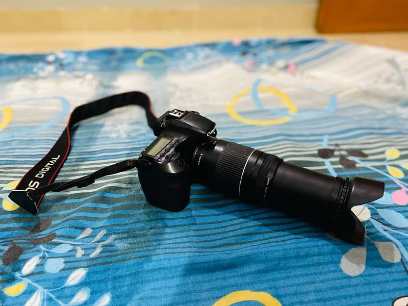 CANON EOS 60D DSLR WITH LENS FOR SELL. . . . 5