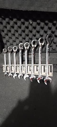 Reversible Gear Wrench Spanner Set