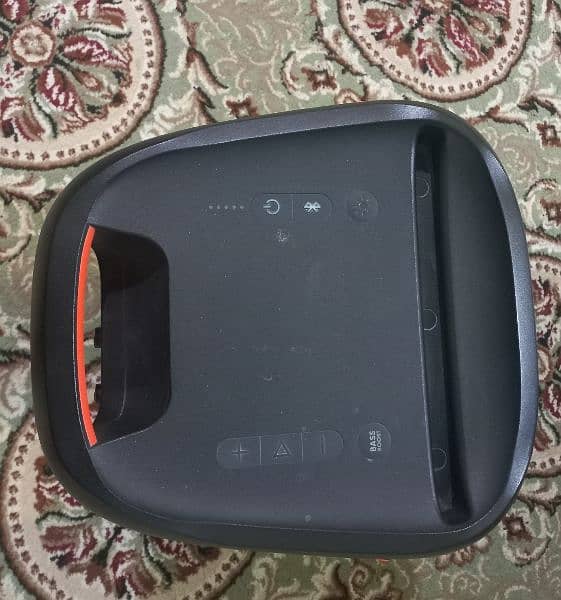 JBL partybox 100 power full Bass Builtin Battery Bluetooth 7