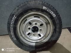 2 new tubeless tire with original stapny